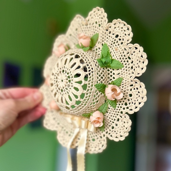 VTG Cottagecore Farmhouse Meadow Faux Material Hat Lace Tassel Wall Decor Art - Picture 3 of 8